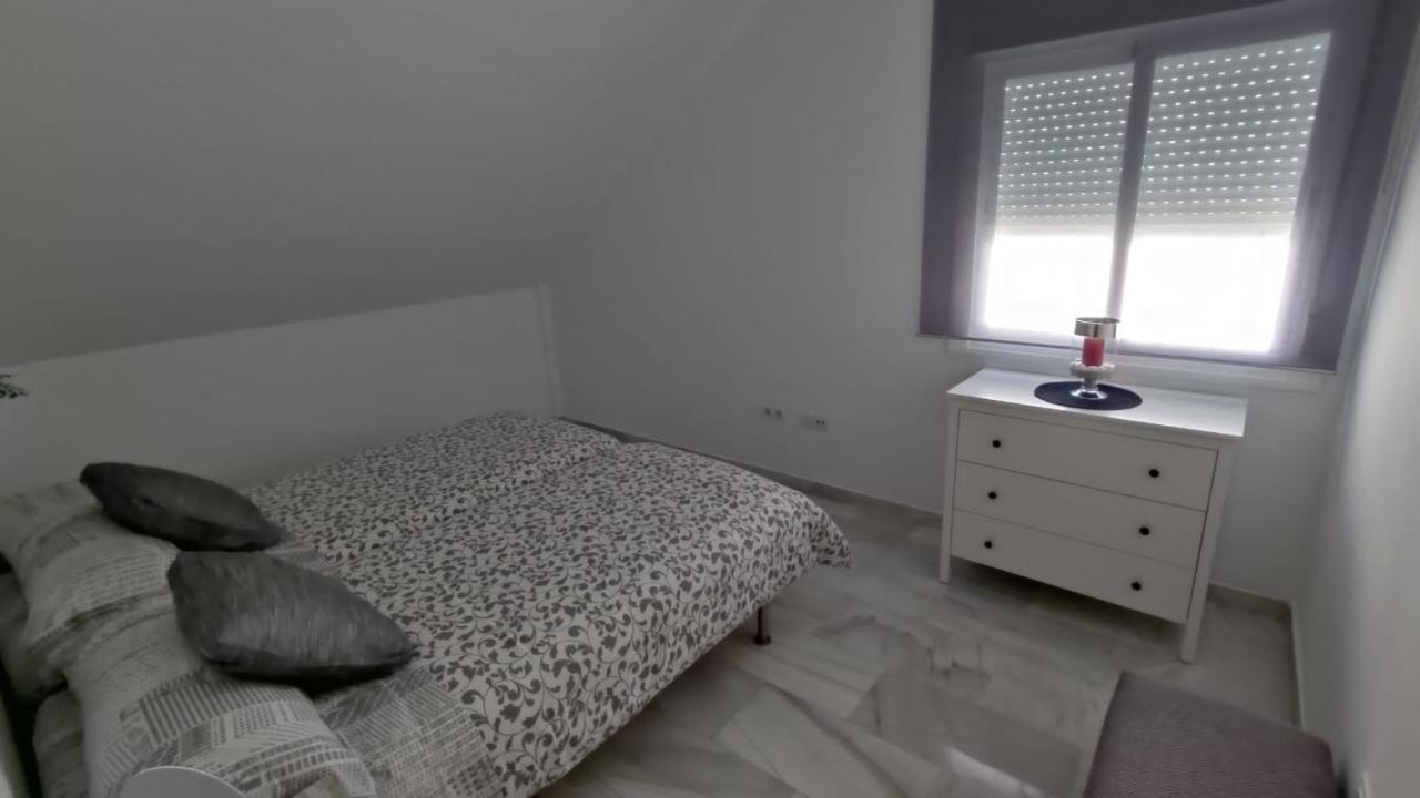 Apartamentos La Casa De Bebita フエンヒロラ エクステリア 写真