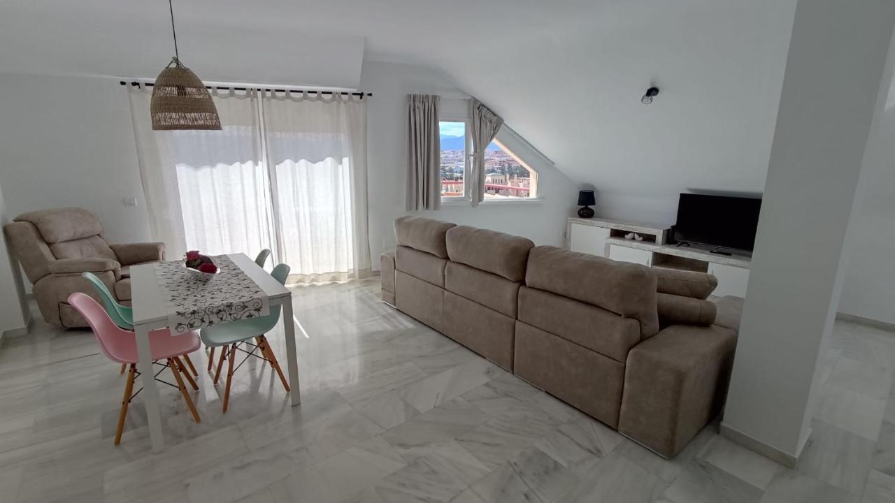 Apartamentos La Casa De Bebita フエンヒロラ エクステリア 写真