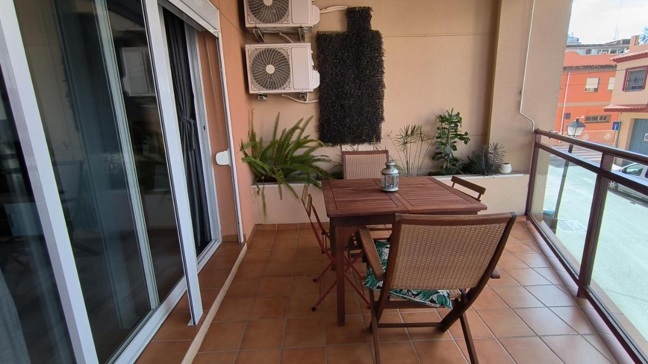 Apartamentos La Casa De Bebita フエンヒロラ エクステリア 写真