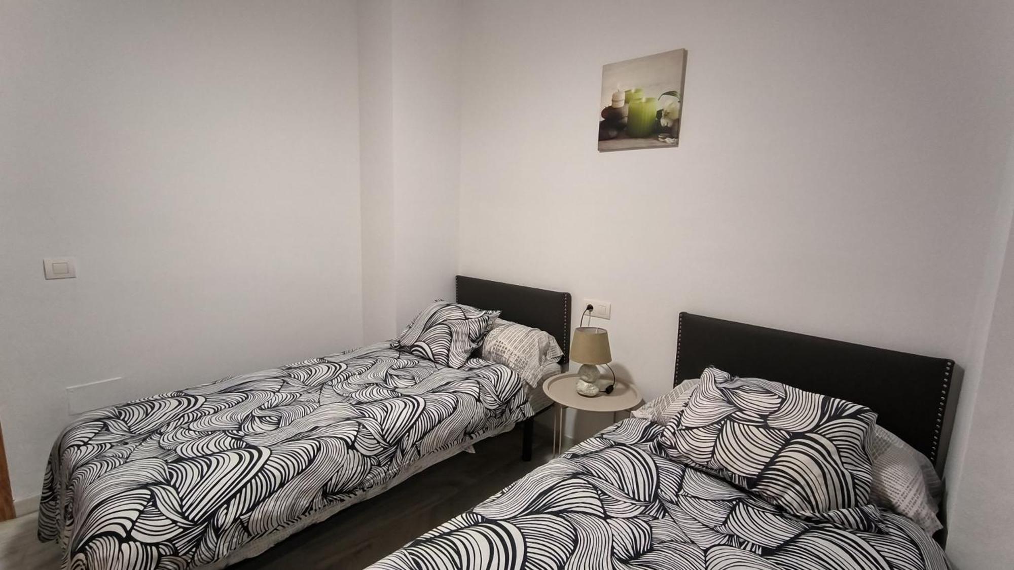 Apartamentos La Casa De Bebita フエンヒロラ エクステリア 写真